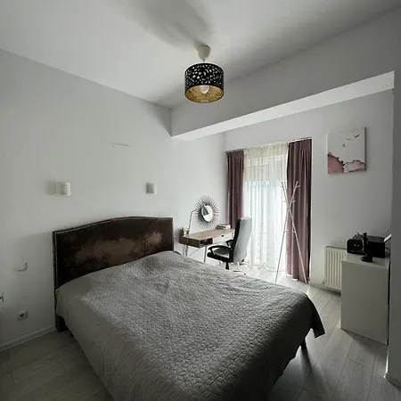 Raluca Sea Flat * Mamaia